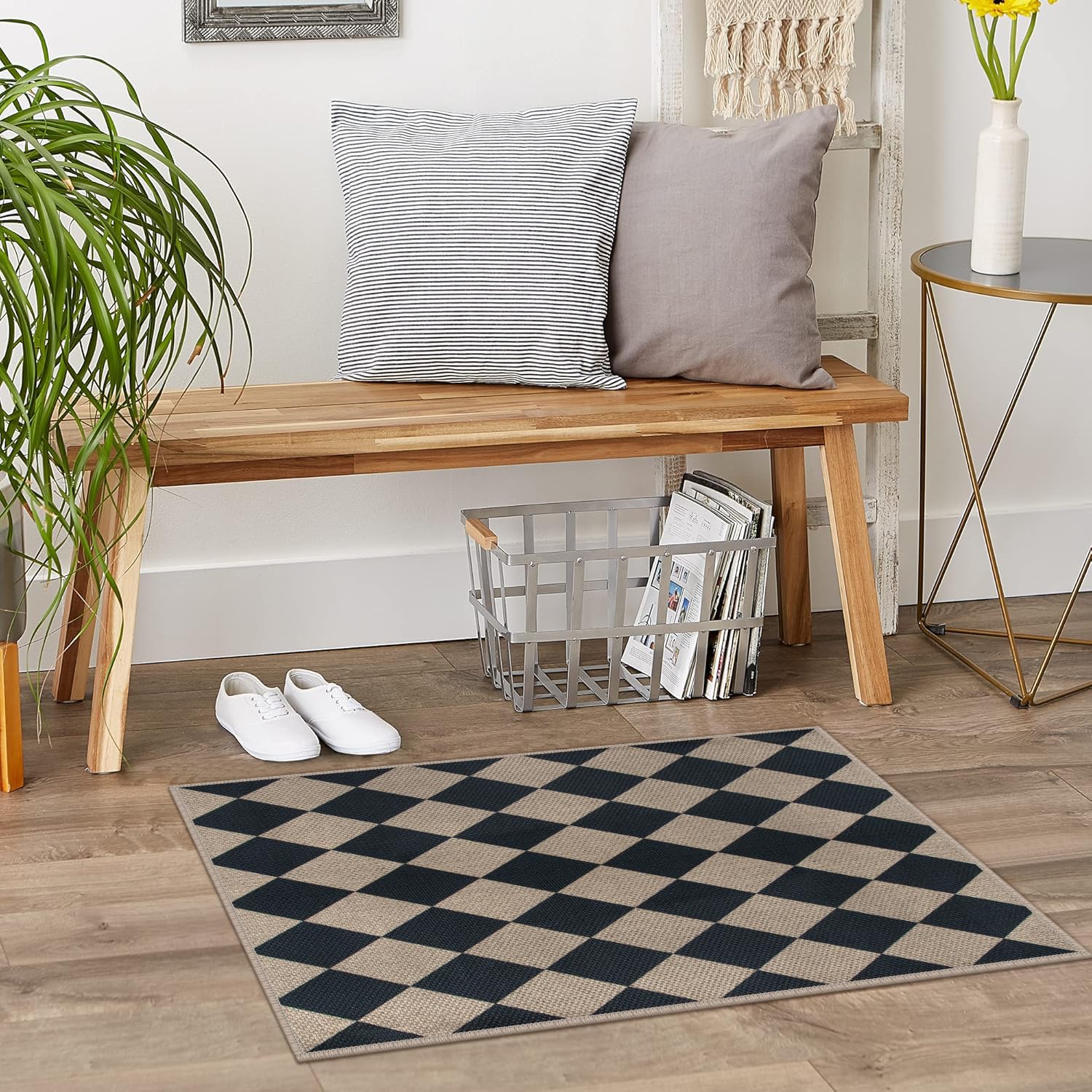Rugalia Easy Jute Checkered Entryway Rug with diamond pattern