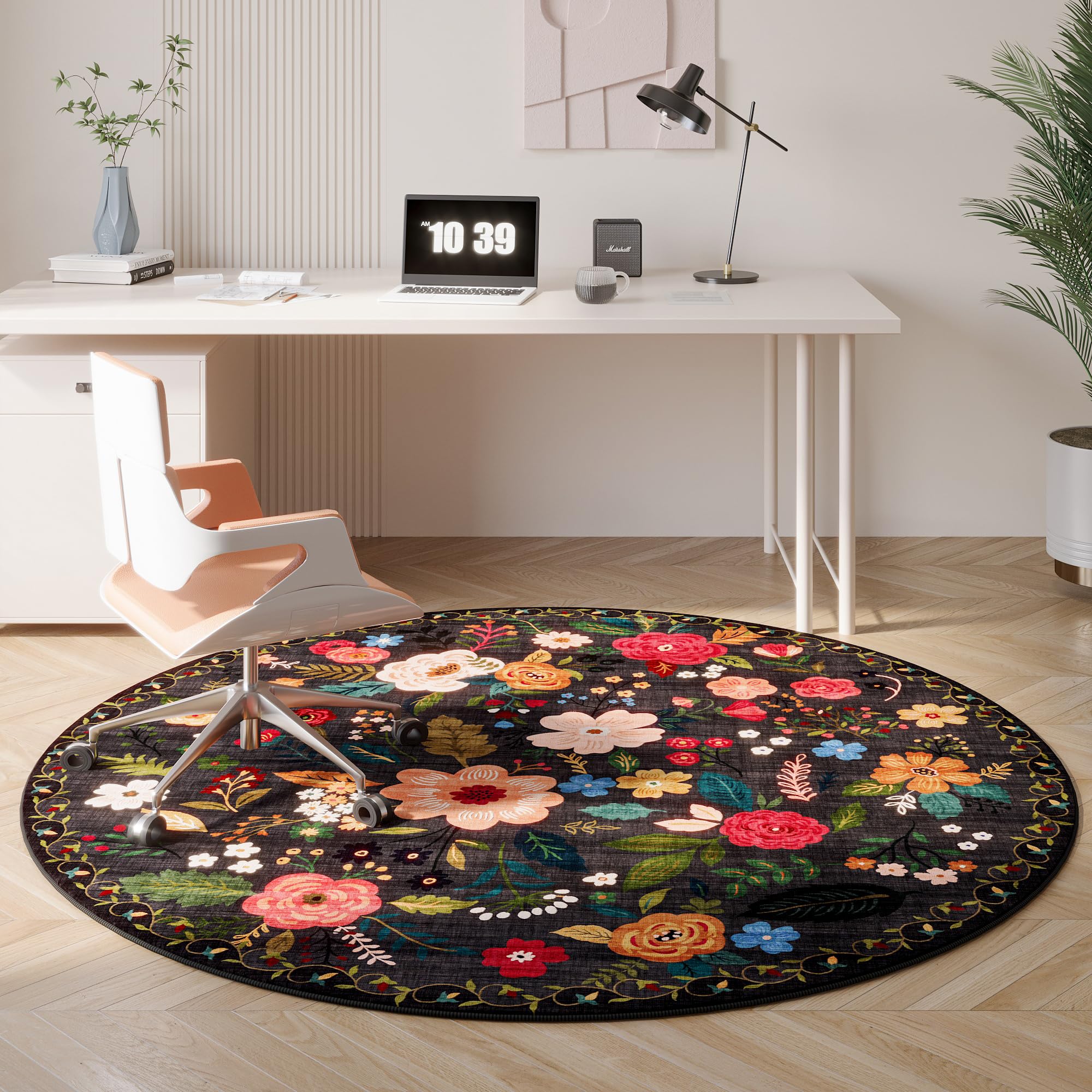 Rugcomf durable faux-wool fibers black rug withstands daily use