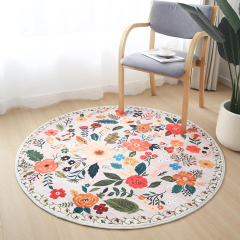 Rugcomf kid and pet-friendly round rug withstands busy family life.