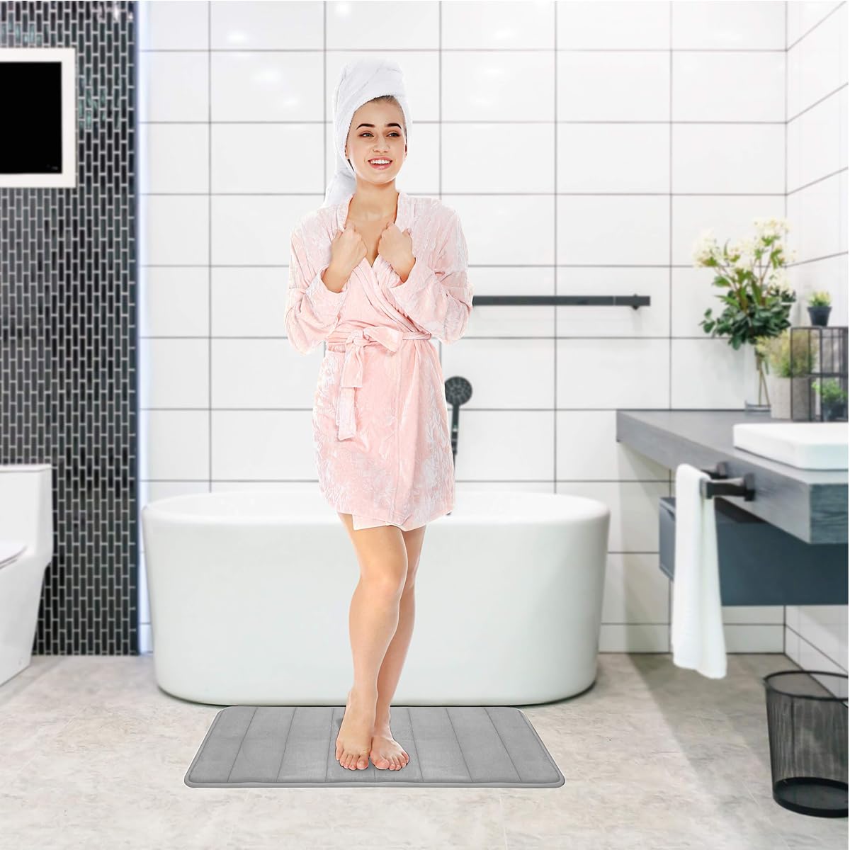 RUN HELIX large bath mat 20x32 providing full coverage and warmth