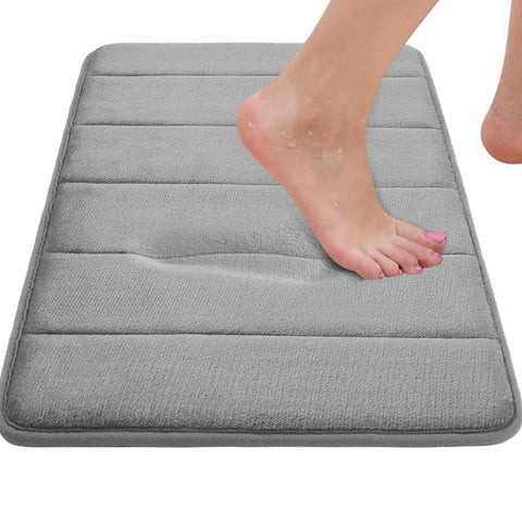 RUN HELIX machine-washable bath mat for easy care and color retention