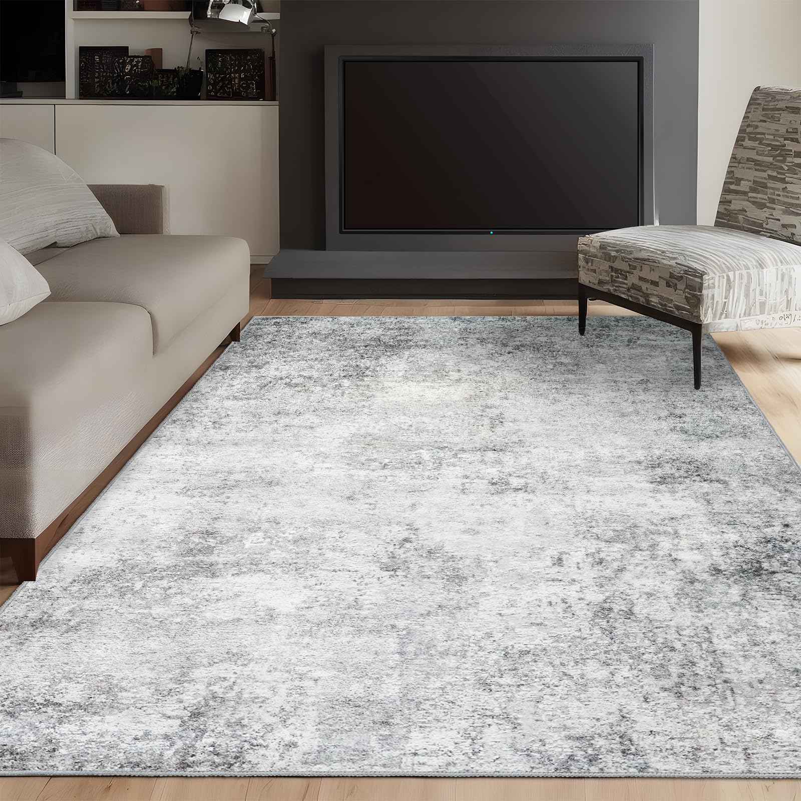 RUUGME rug arrives rolled; creases relax after unpacking.