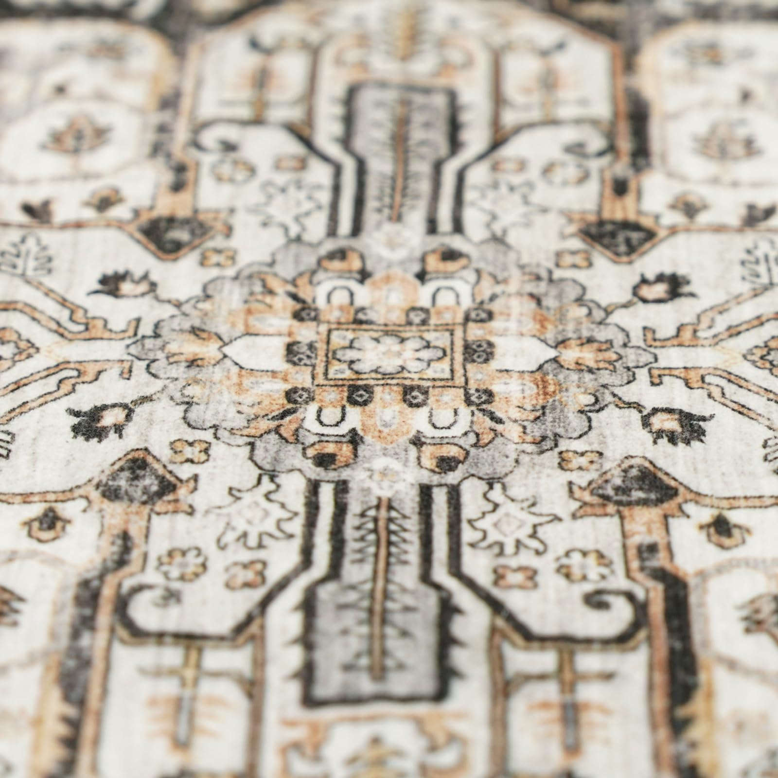 Lightweight RUUGME rug that's simple to reposition