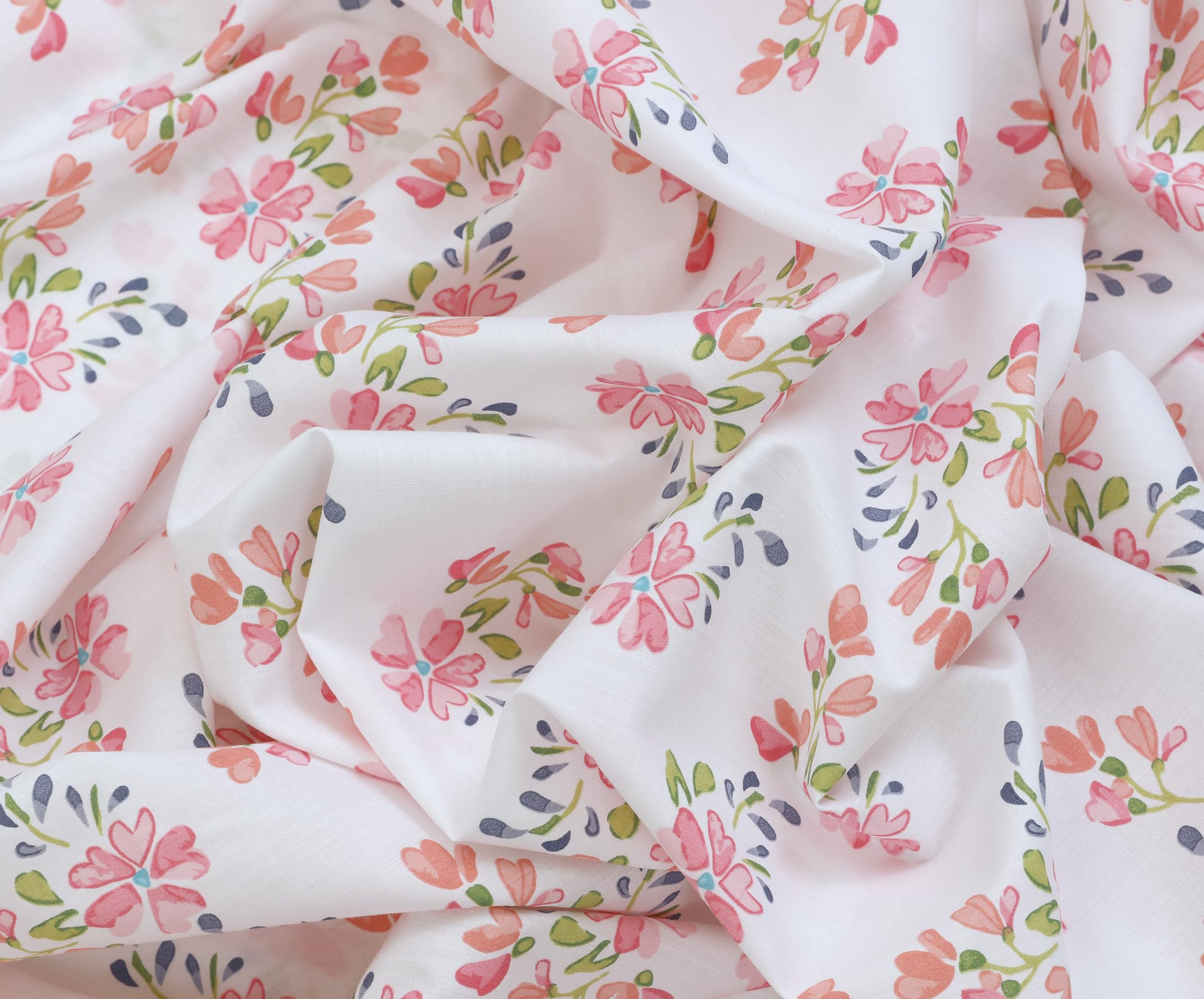 RUVANTI Bloomex floral pattern brings gentle color to your bed with a modern matte finish
