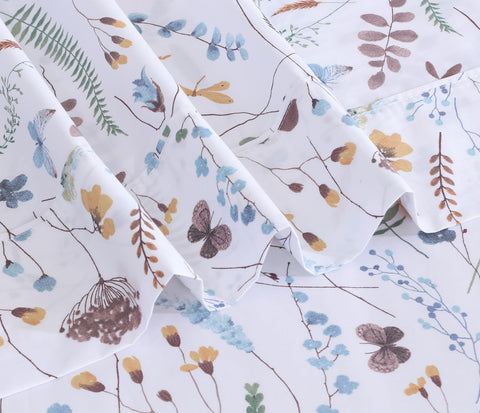 RUVANTI floral pattern with colorfast dyes on bedding.