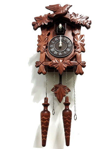 Rylai cuckoo clock brown finish endows warm rustic atmosphere.