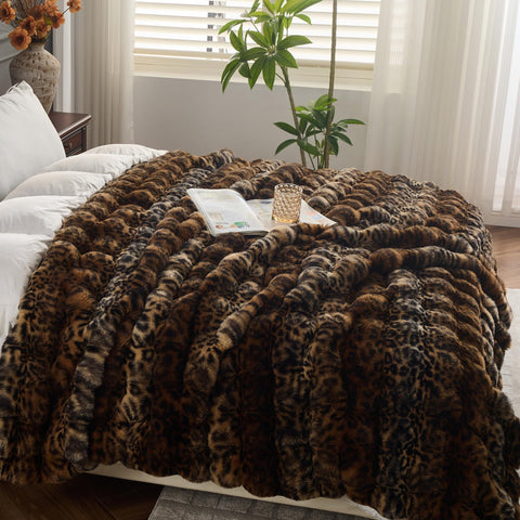RYNGHIPY living room styling with plush faux fur throw.