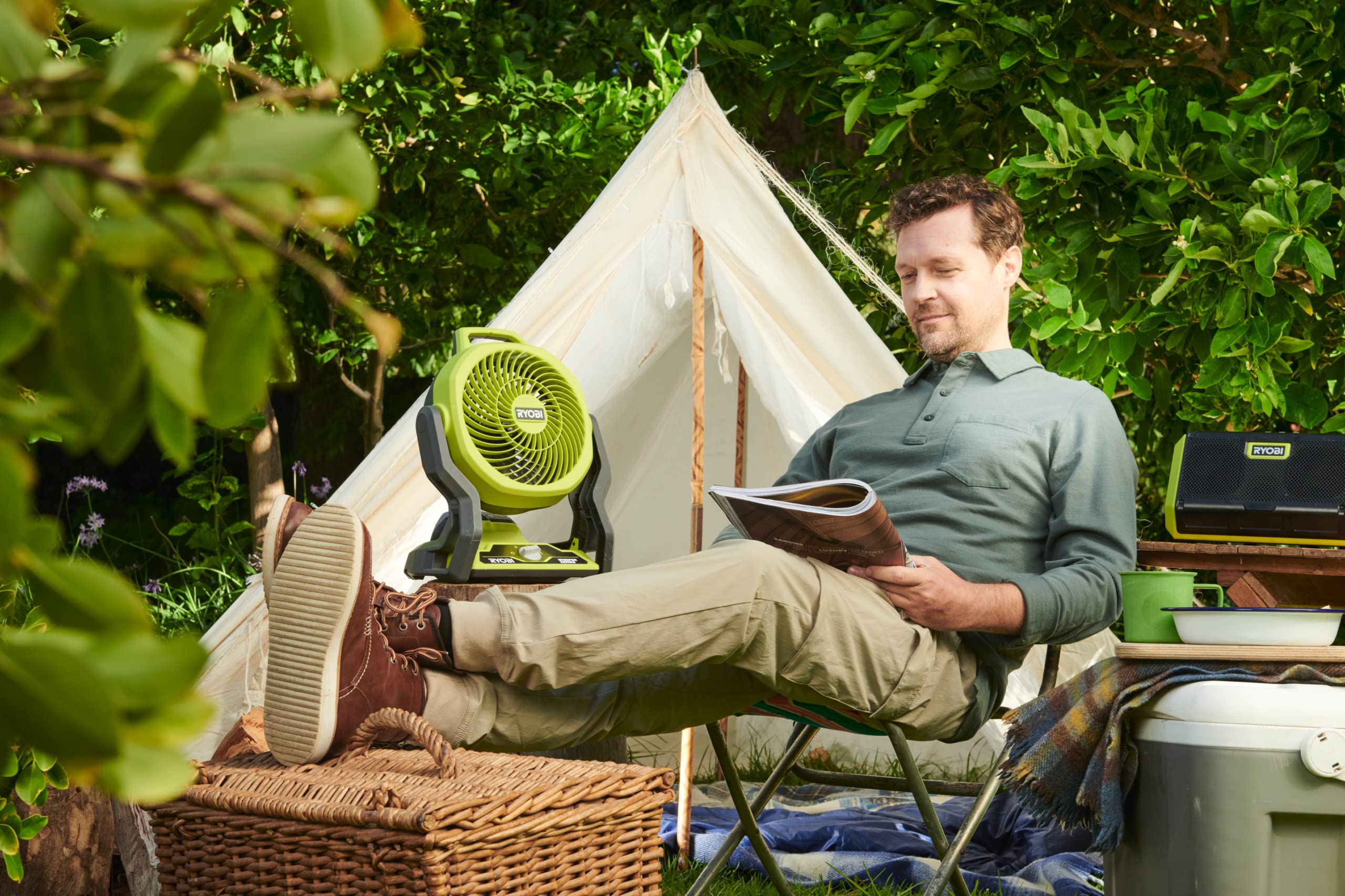 RYOBI RF18-0 offers three speeds for customizable cooling and runtime.