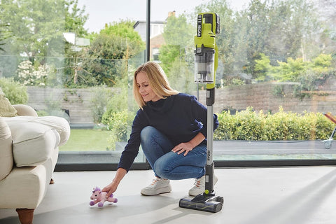 RYOBI RSV18-0 24 cm motorized brush image delivering thorough dirt collection.