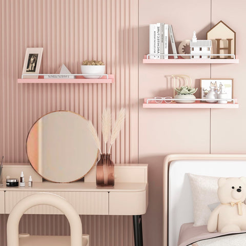 RYOFOBETTO kitchen wall shelves add compact storage and charm.