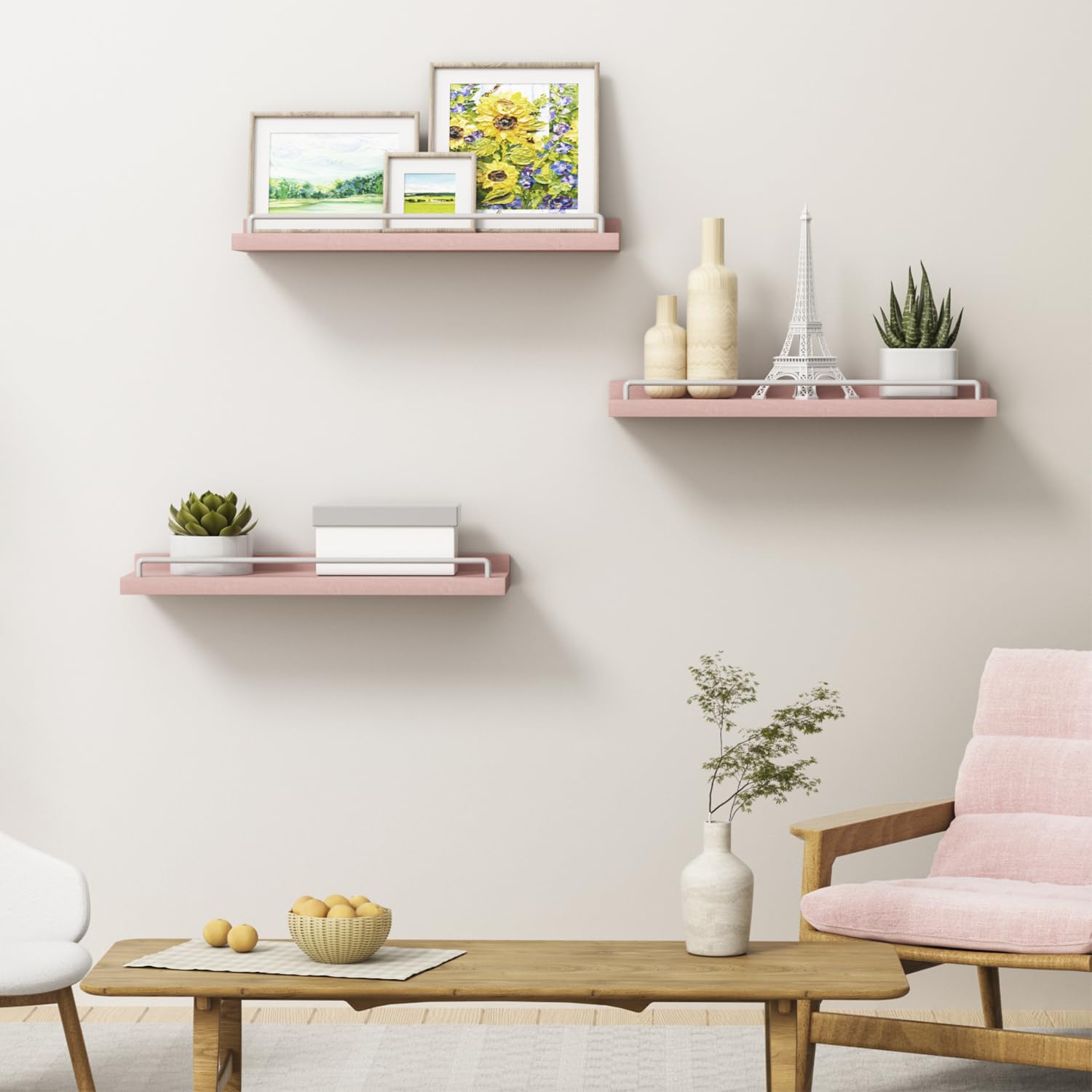 RYOFOBETTO shelves featuring plants for a fresh green touch.