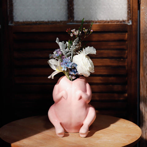 SAANG & JAT pink glazed ceramic vase closeup, glossy finish