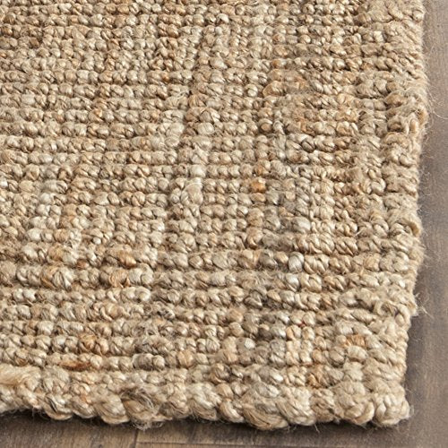 SAFAVIEH handmade rug surface showcasing artisanal craft