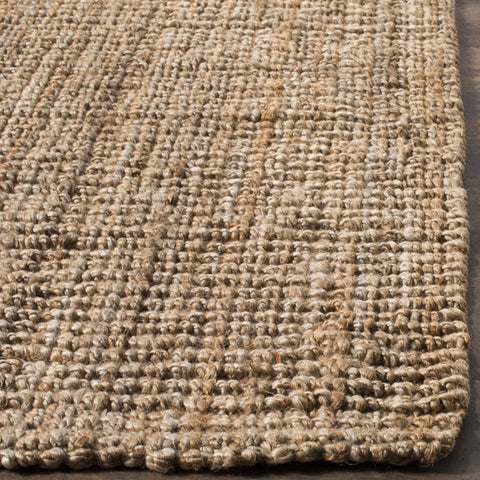SAFAVIEH rug in a living room layout for versatile styling