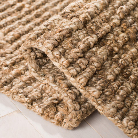 SAFAVIEH Natural Fiber Runner Rug featuring 1 inch pile for soft underfoot cushioning