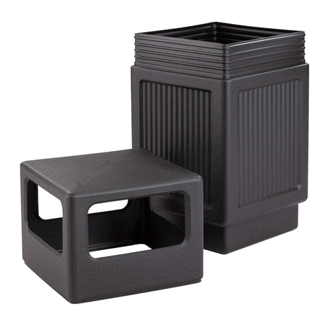 Safco Canmeleon stainless-steel gasket rim around top opening for a secure fit