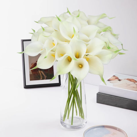 Sahoottie soft PU calla lilies offer low-maintenance beauty.