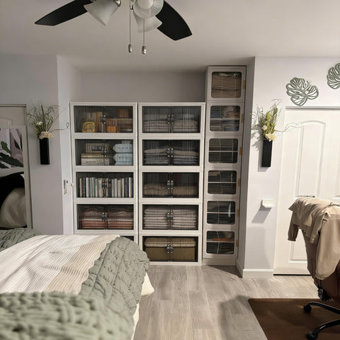 SAILUN foldable cabinet doors for safe, simple access