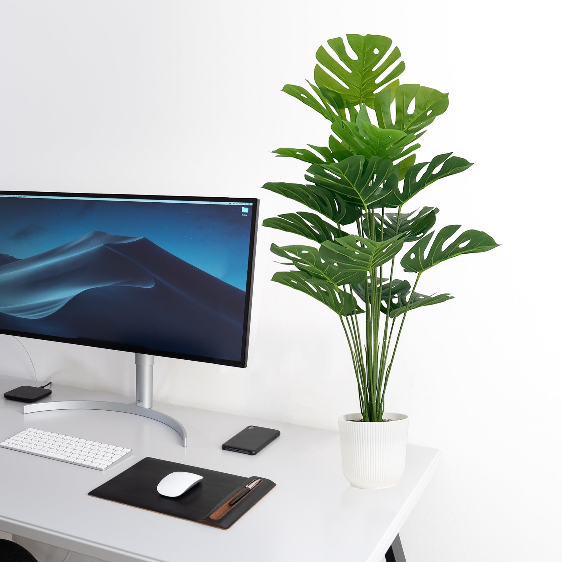 SAJANDAS premium plastic material creates a vivid, realistic look