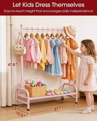 Sakugi clothes rack with wooden hooks for hats and small bags.