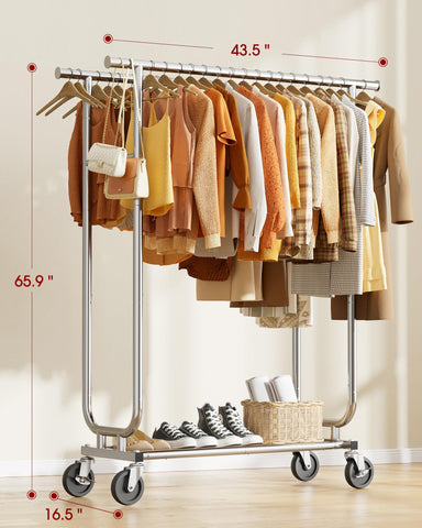 Anti-slip stoppers keep the Sakugi rack steady on floors