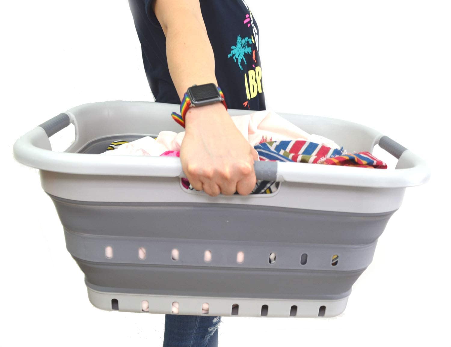 Sammart 41L expanded size shown as 22-8 x 17-9 x 10-5 inches.