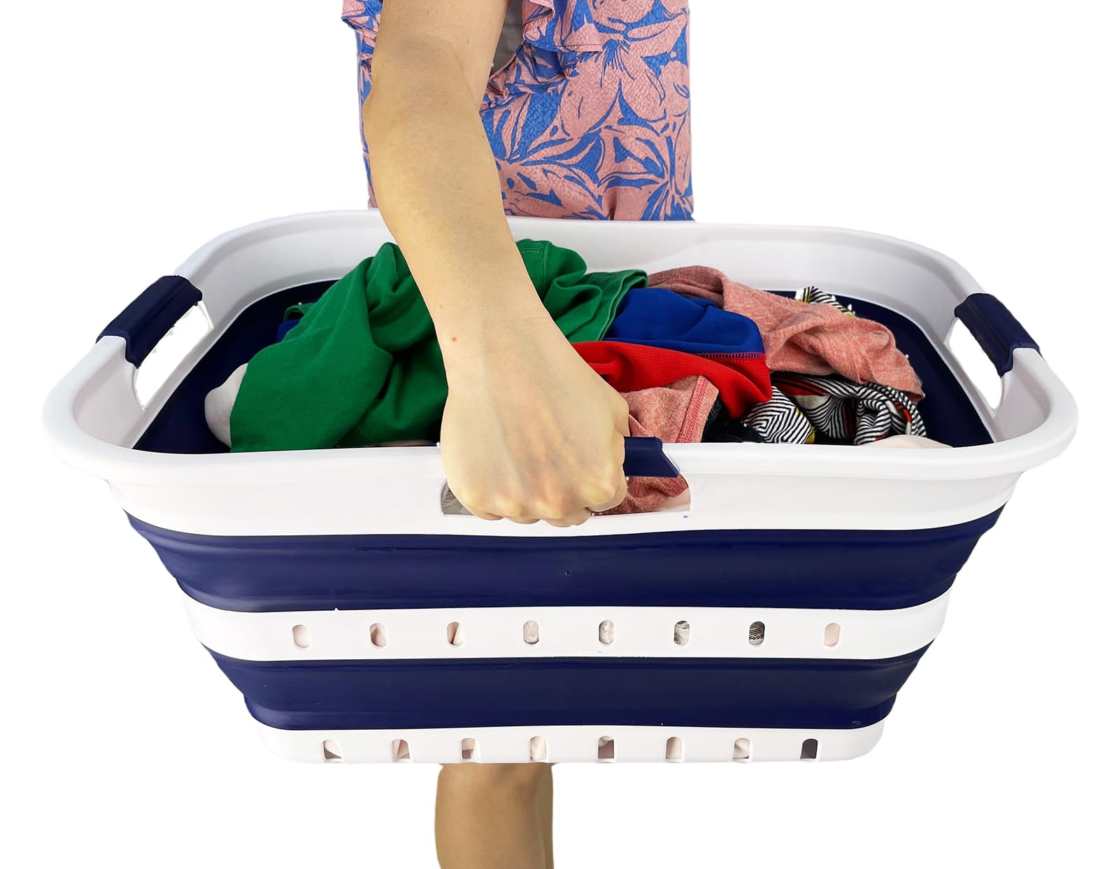 SAMMART 42L fits in car trunk for on-the-go laundry.
