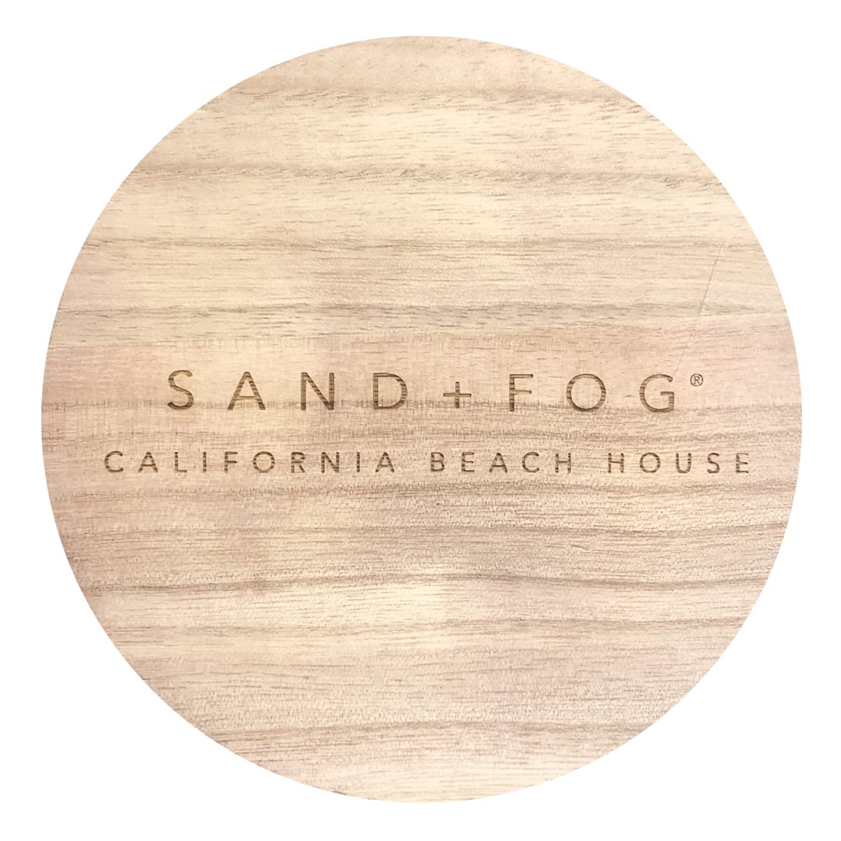Sand + Fog Driftwood Ocean Mist candle emphasizes airy freshness in any room.