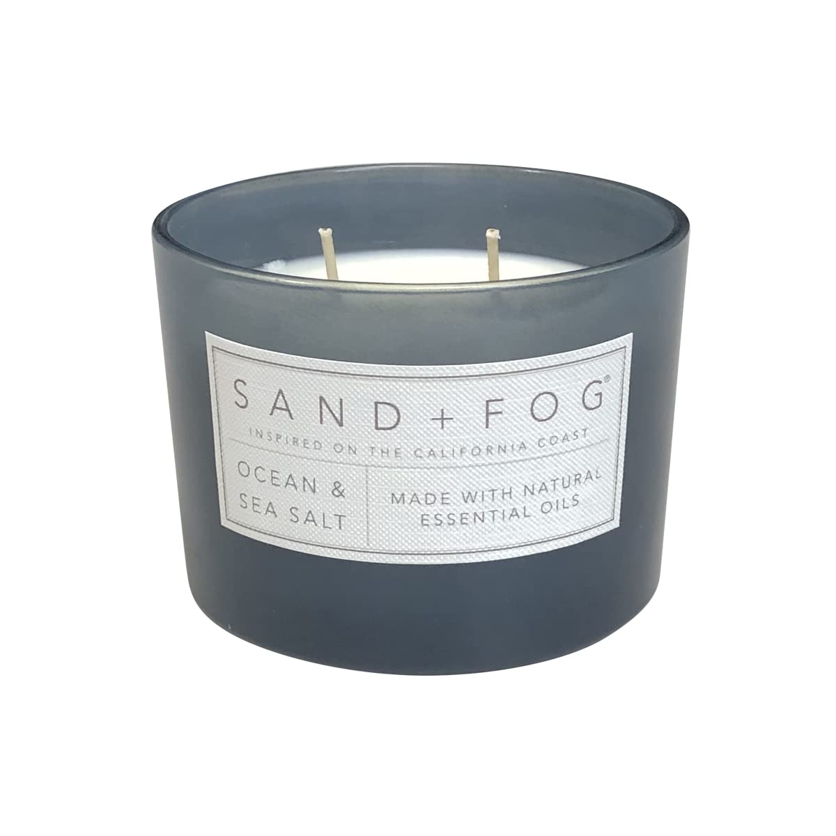 Sand + Fog Ocean & Sea Salt lid art provides a stylish touch.