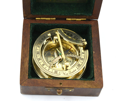 SARA NAUTICAL brass ornament offers durable, long-lasting display with tactile craftsmanship.