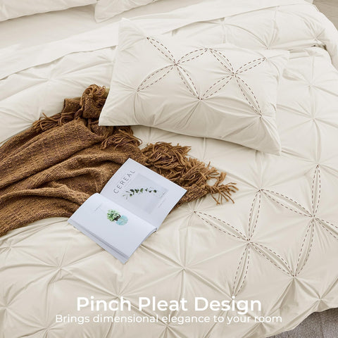 Sasttie down-alternative fill close shot suggests light warmth without heaviness.