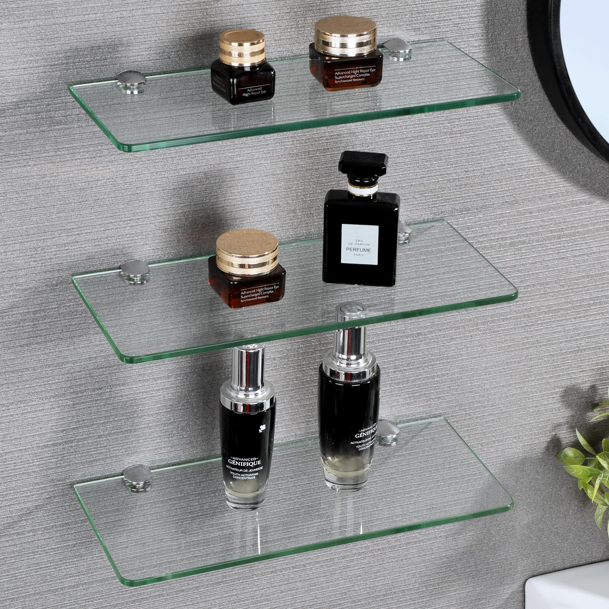 SAYAYO transparent glass shelf creates light, airy feeling in any room.