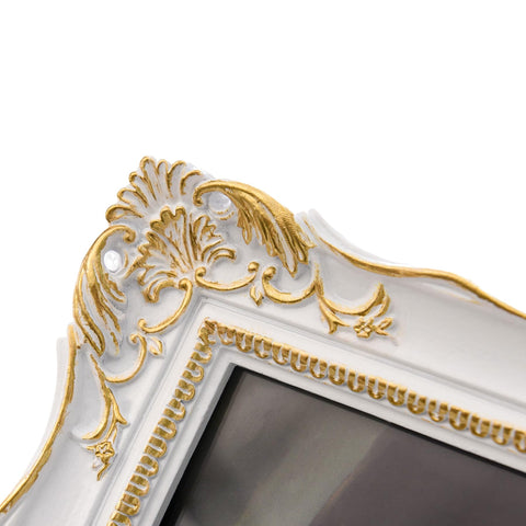 Saysmile frame with two-way hooks for versatile vertical or horizontal hanging.