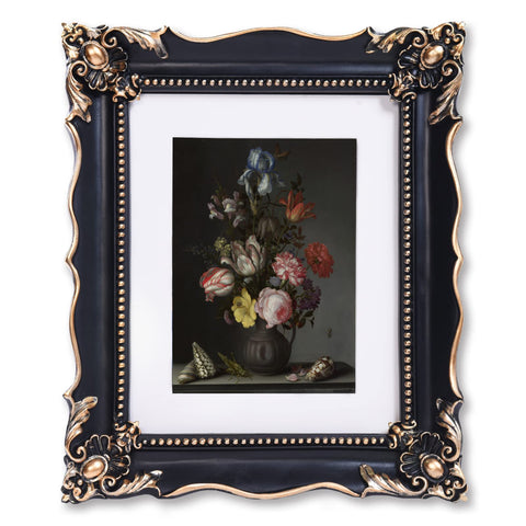 Saysmile vintage frame with embossed flower design for timeless photos