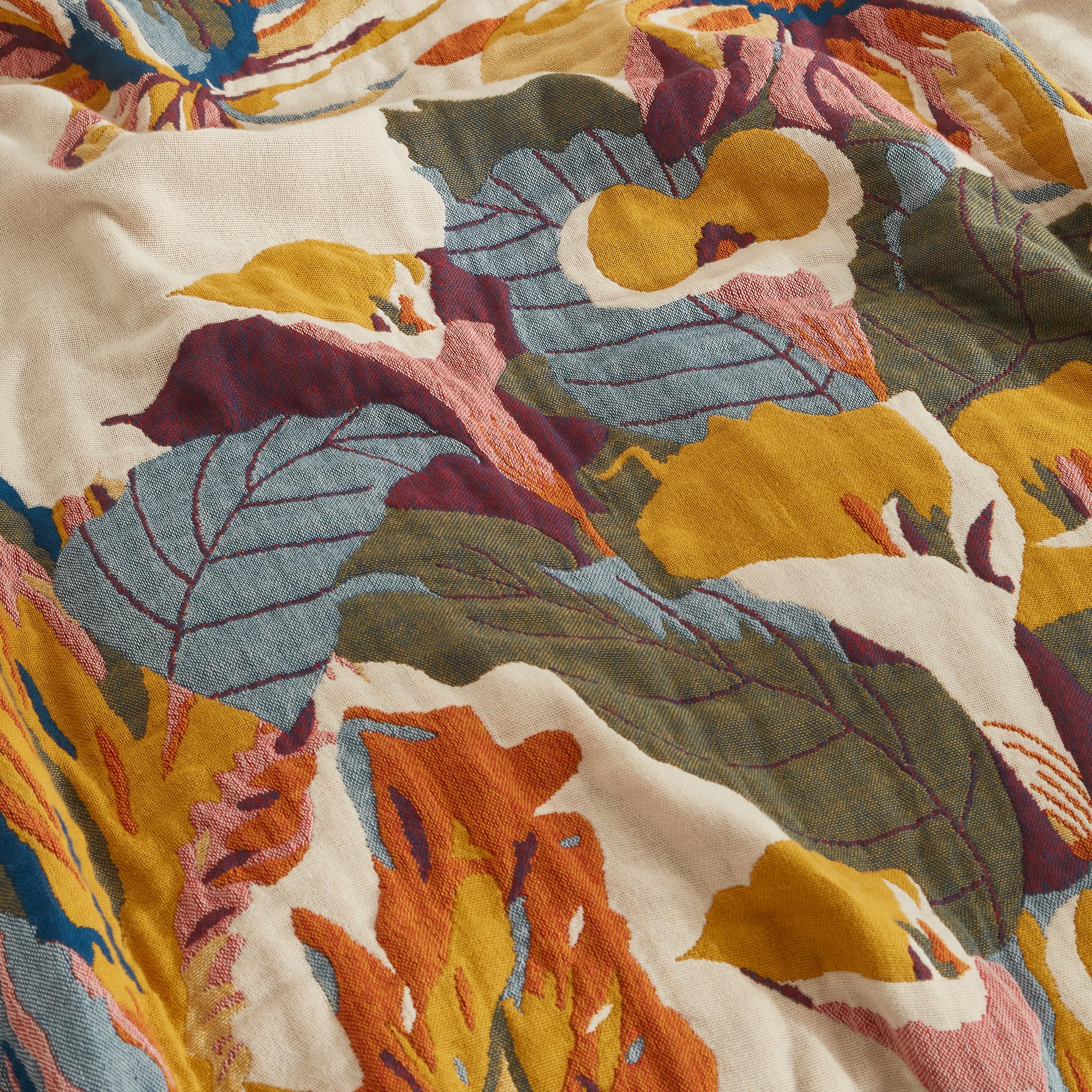 SE SOFTEXLY double-sided design offers two looks