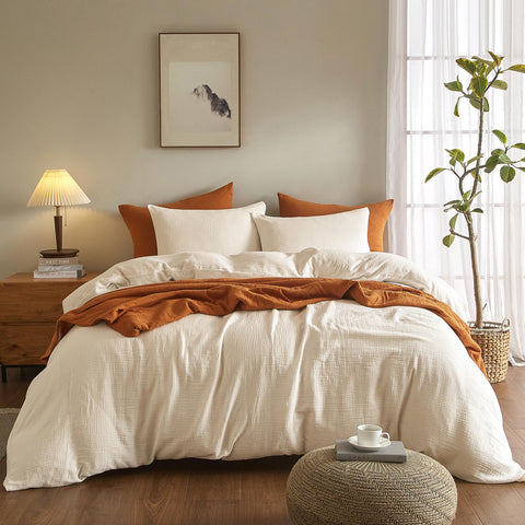 SE SOFTEXLY Muslin Duvet Cover close-up of crinkle texture for effortless wrinkle-free style.