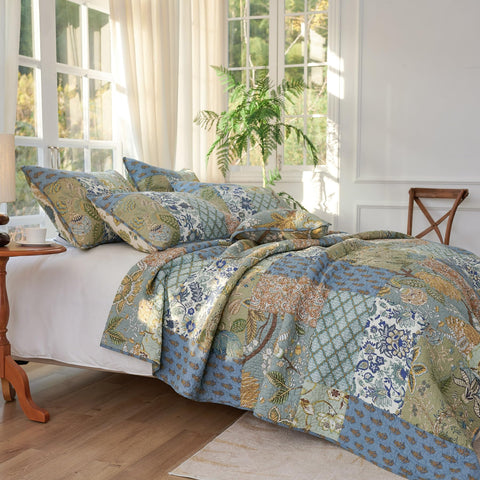 Secgo sage green color quilt offers serene bedroom mood and comfort.