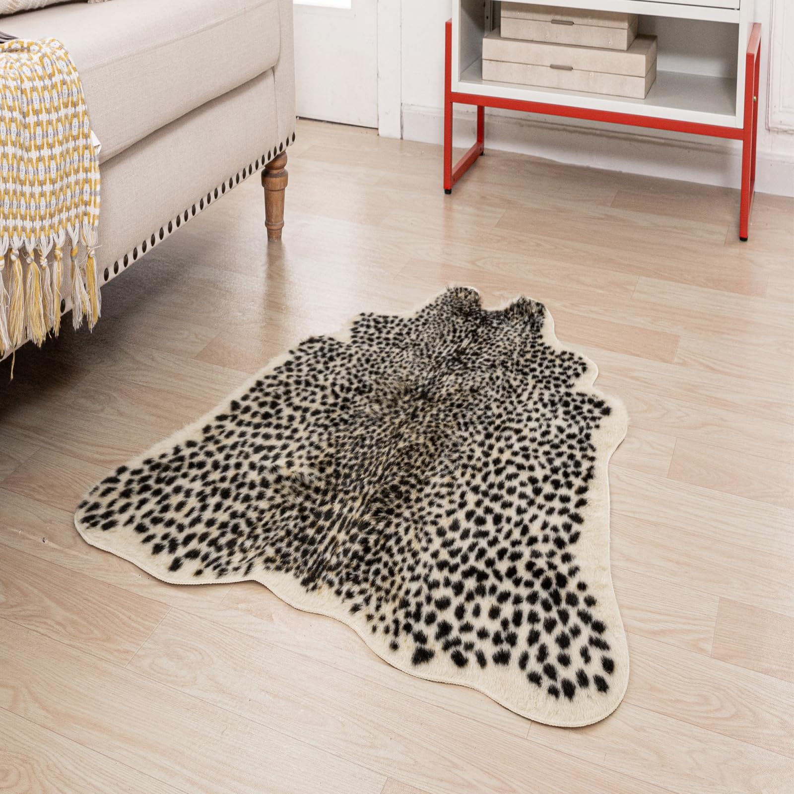 Seek4comfortable leopard print rug living room scene showcases bold decor impact.