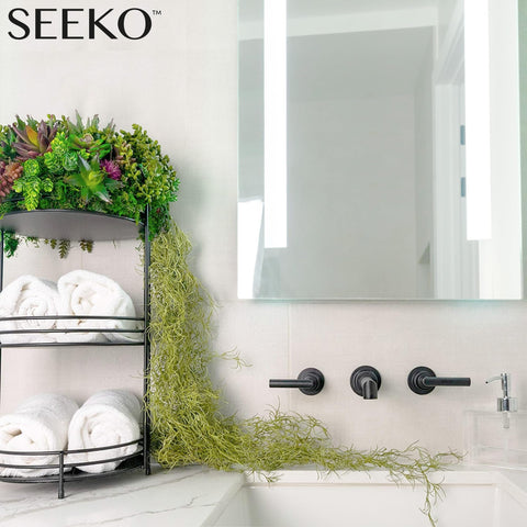 SEEKO Succulents gift box moss pack makes a stylish, maintenance-free gift.