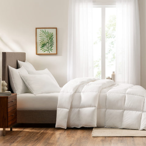 Serta Down Illusion fluffy loft conveys lightweight warmth.