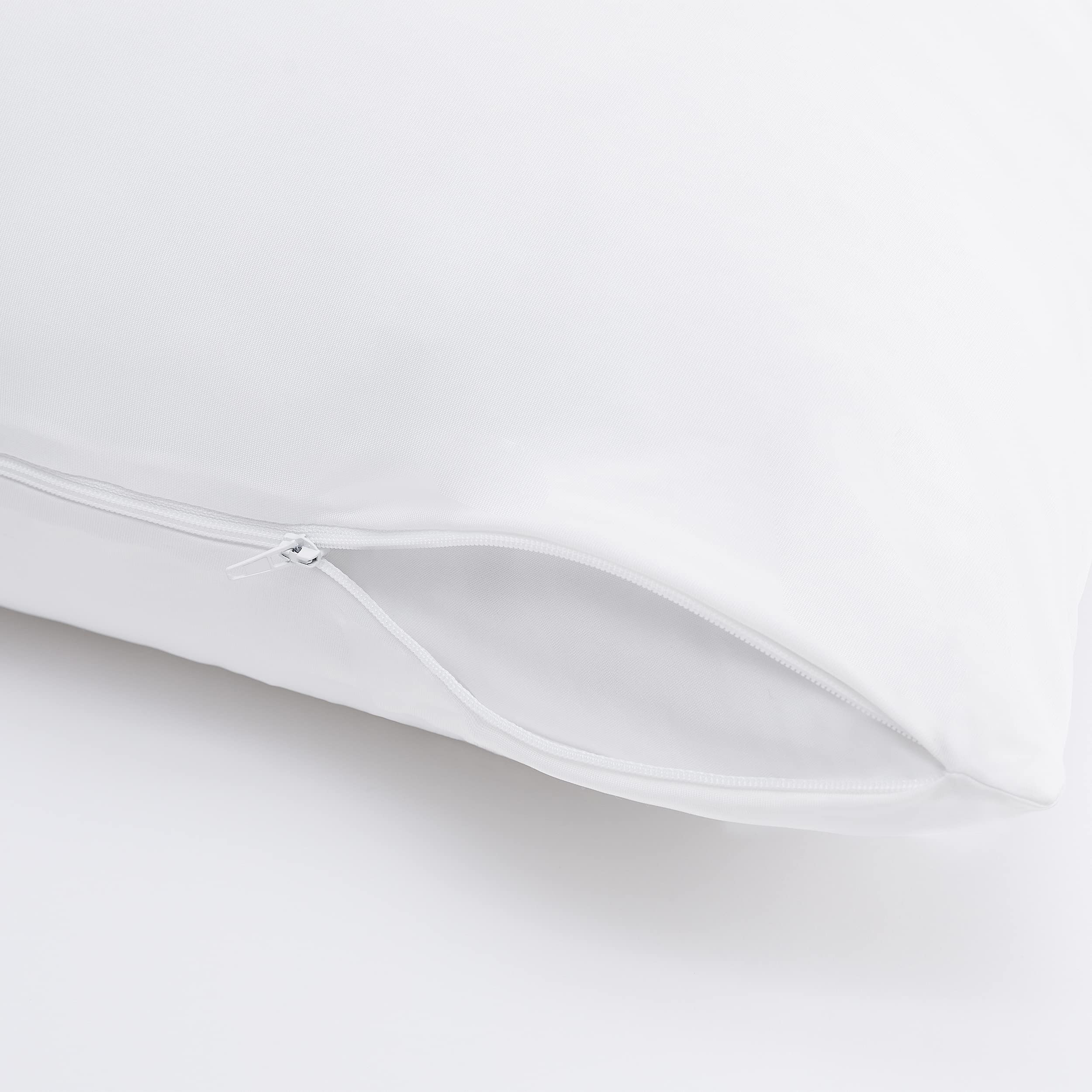 Serta Power Chill zipper close-up highlighting stain release and easy cleanups.
