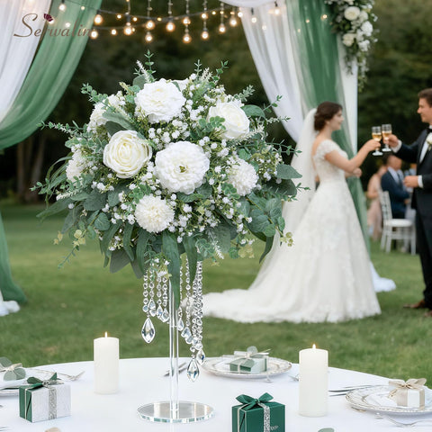 Serwalin Other Greenery Type 2 adds depth to bouquets.