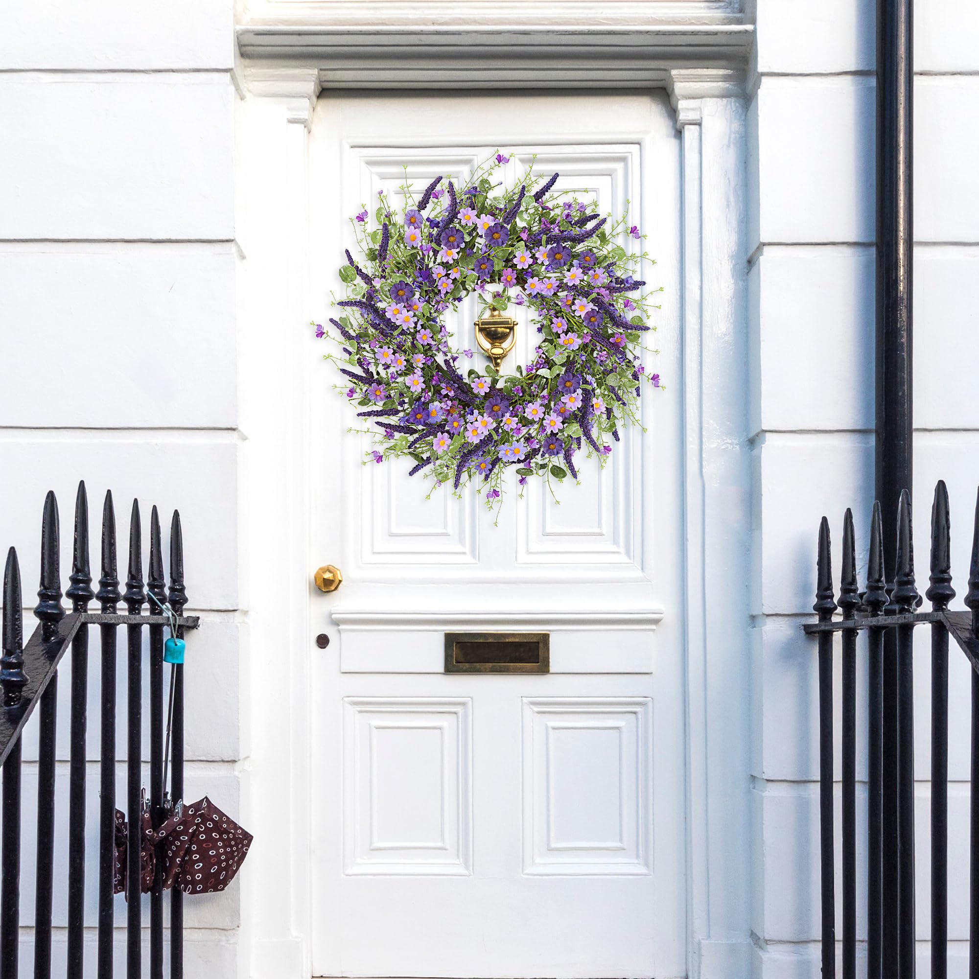 Sggvecsy grapevine base wreath demonstrates sturdy foundation