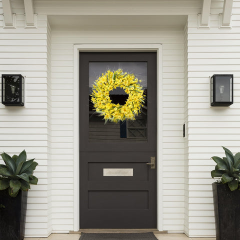 Sggvecsy greenery and white berries wreath enhances natural vibe