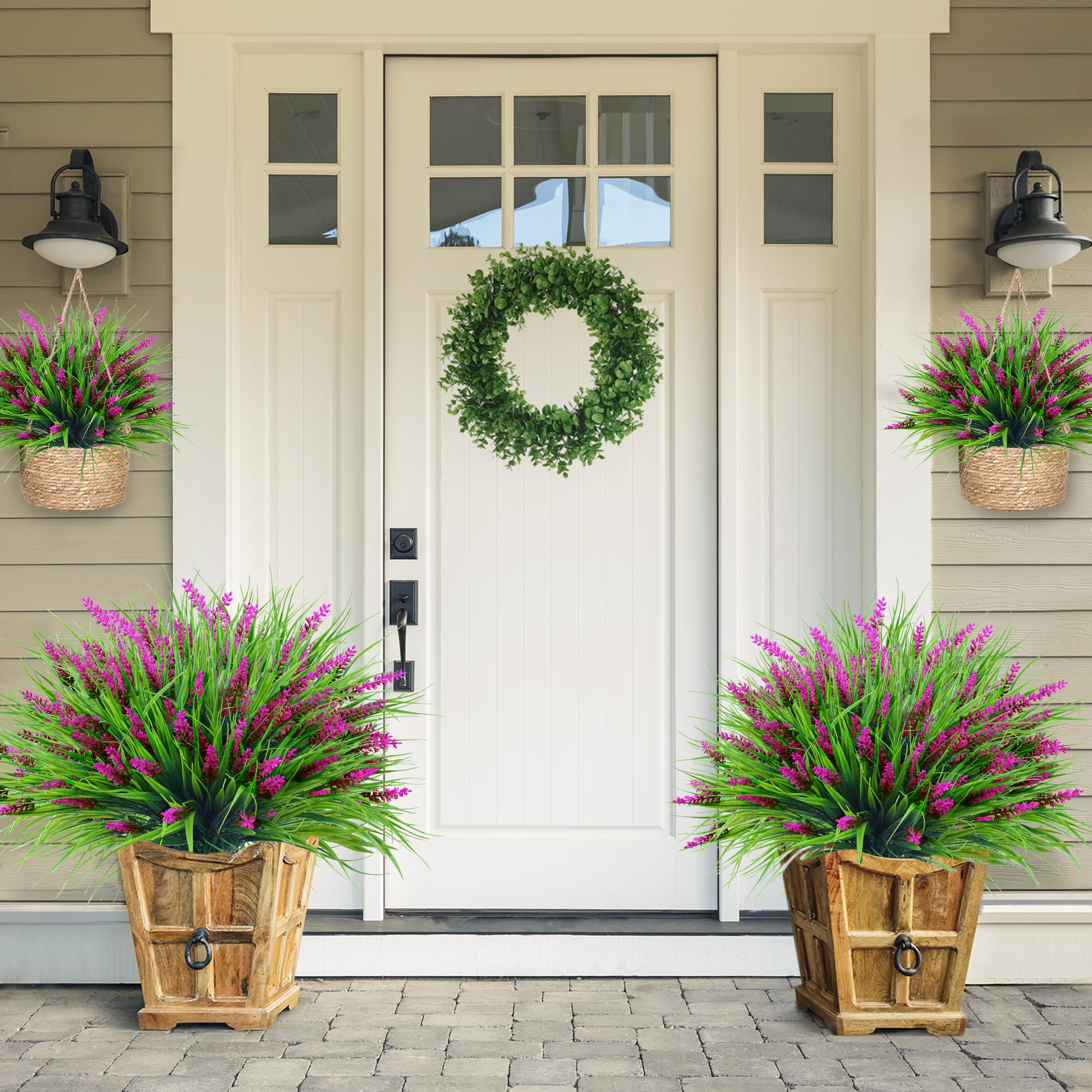 Sggvecsy UV-resistant plastic greenery mimics monkey grass in any light.
