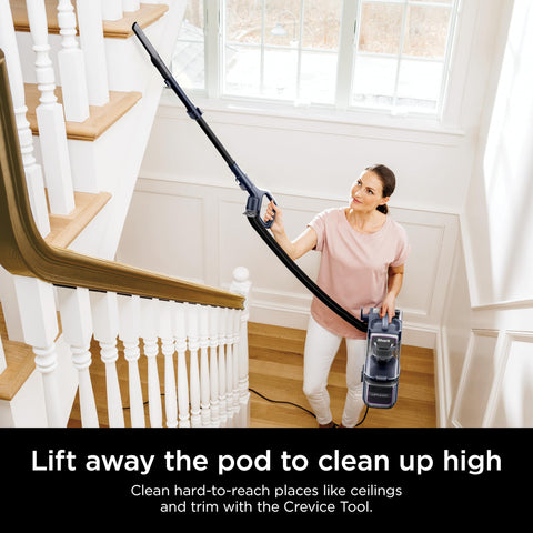 Shark Detect Pro Speed Lift-Away direction detect highlights targeted suction during cleaning
