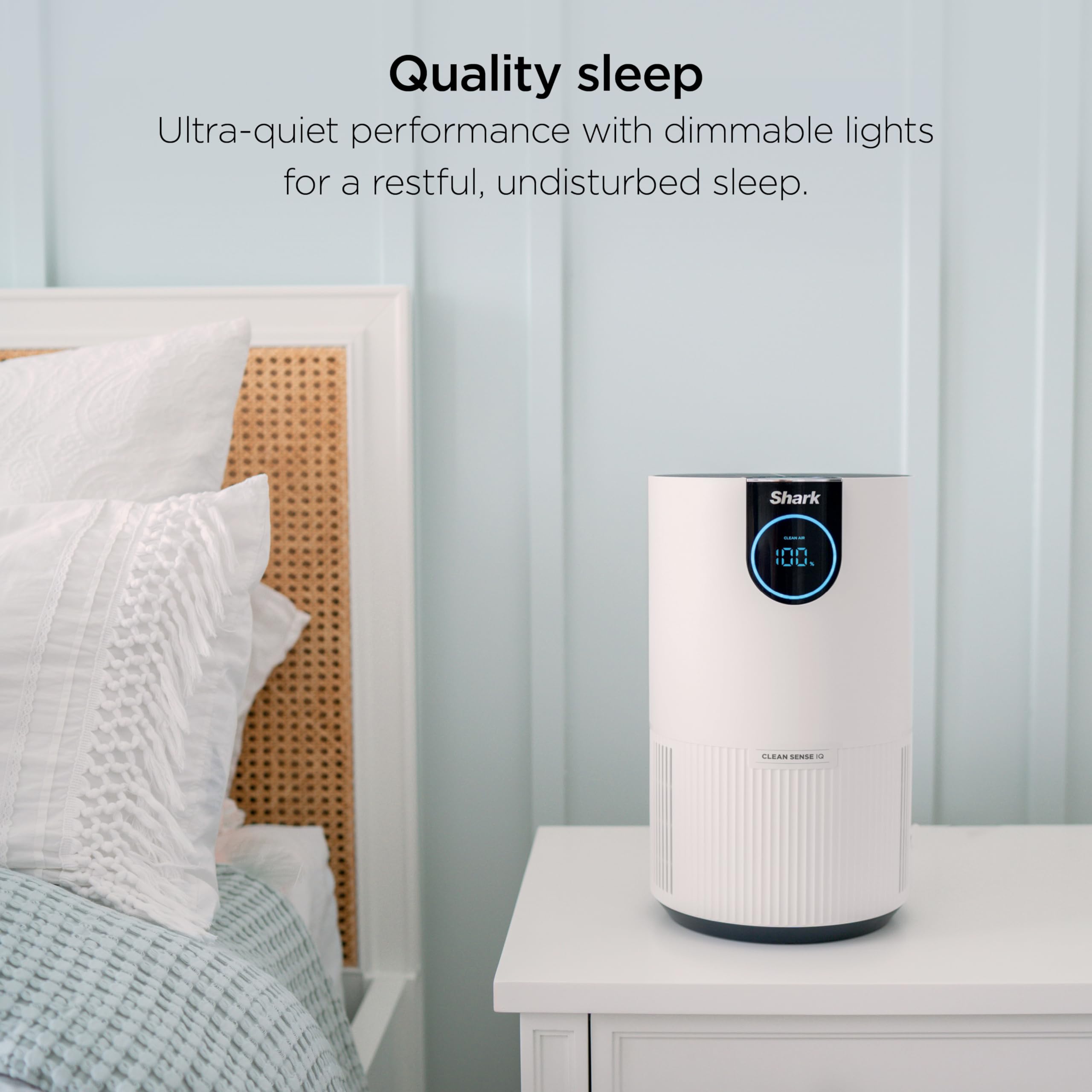 Shark HP102 CleanSense IQ display shows real-time air quality feedback.