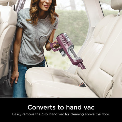 Shark HZ702 self-cleaning brushroll removes pet hair during vacuuming