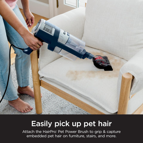 Shark Stratos self-cleaning brushroll reducing hair wrap during cleaning.