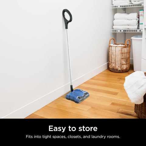 Shark V2700Z captures pet hair and dust on a variety of floors